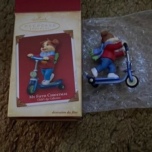 Hallmark 2004 My Fifth Christmas ornament. New in box. Memory card missing